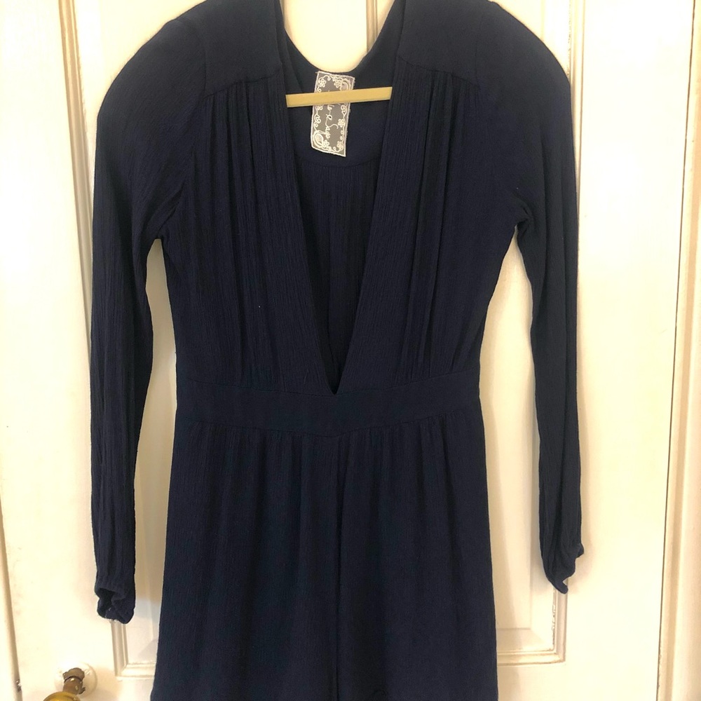 Sadie and Sage navy longsleeve romoer